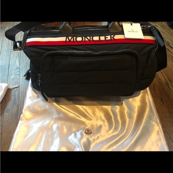 Moncler Kunlum Striped logo-embroidered quilted duffel - Picture 13 of 15